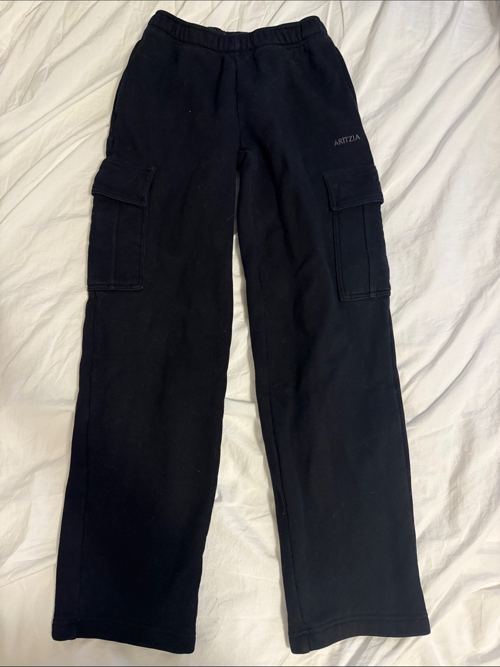Aritzia Black Cargo Sweatpants with Side Pockets